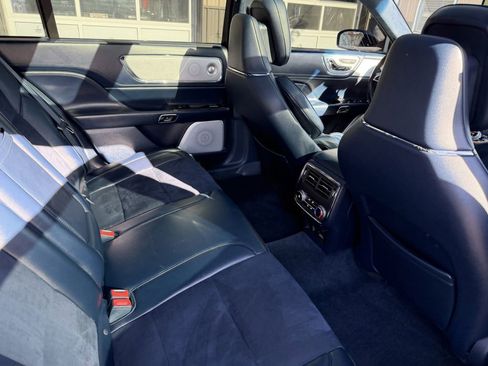 Used 2017 Lincoln Continental Black Label w/ Technology Package image 13