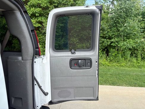 Used 2023 Chevrolet Express 3500 LS RWD image 45