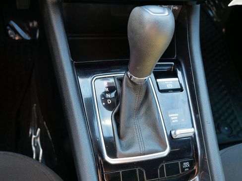 Used 2023 Jeep Compass Sport image 24