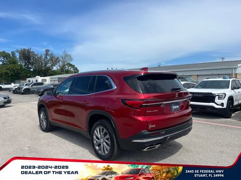 New 2026 Buick Enclave Preferred FWD image 5