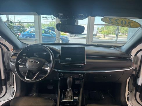 Used 2022 Jeep Compass High Altitude AWD/4WD image 16