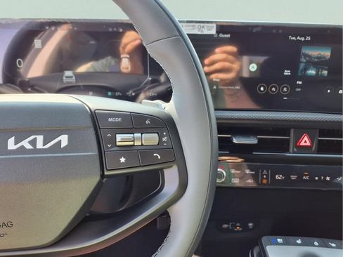 New 2026 Kia EV6 Wind AWD/4WD image 23