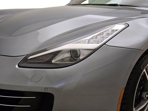 Used 2017 Ferrari GTC4Lusso AWD/4WD image 5