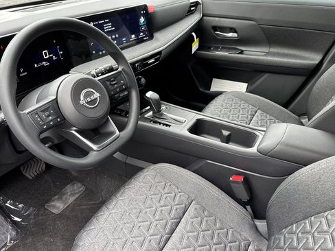 New 2026 Nissan Kicks SV w/ SV Premium Package image 7