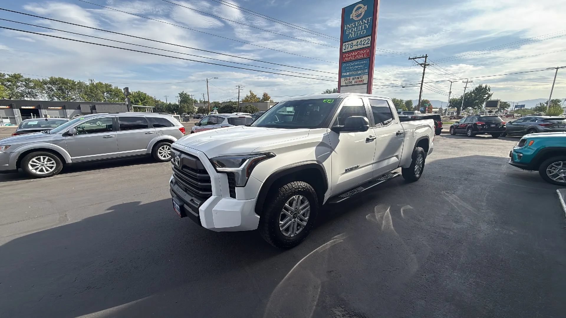 Used 2024 Toyota Tundra SR5 w/ SR5 Convenience Package AWD/4WD image 2
