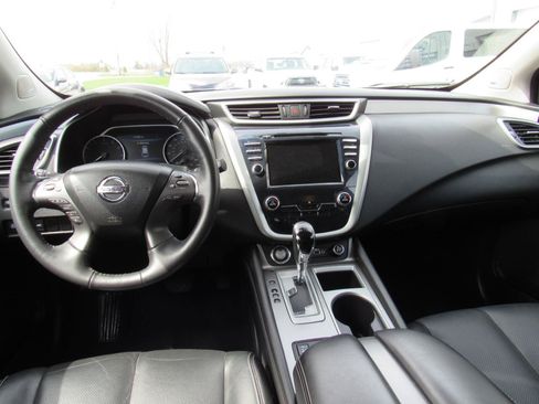 Used 2019 Nissan Murano SL AWD/4WD image 17