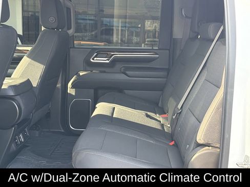 Used 2024 GMC Sierra 2500 SLE w/ SLE Convenience Package AWD/4WD image 7