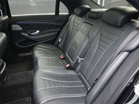 Used 2016 Mercedes-Benz S 550 Sedan image 12