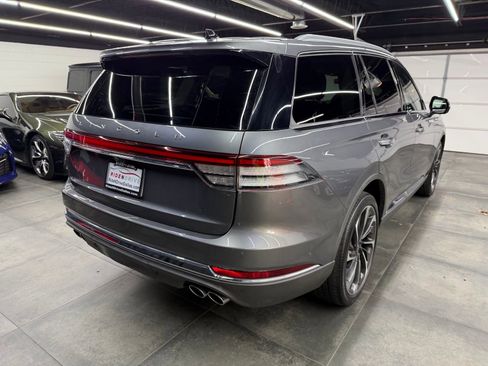 Used 2022 Lincoln Aviator Reserve w/ Equipment Group 201A image 7