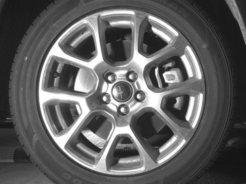 Used 2025 Jeep Compass Limited image 13