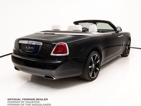 Used 2018 Rolls-Royce Dawn RWD image 7