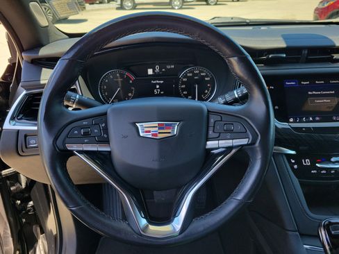 Certified 2023 Cadillac XT6 Premium Luxury AWD/4WD image 30