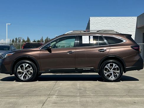 Used 2020 Subaru Outback Touring XT AWD/4WD image 6