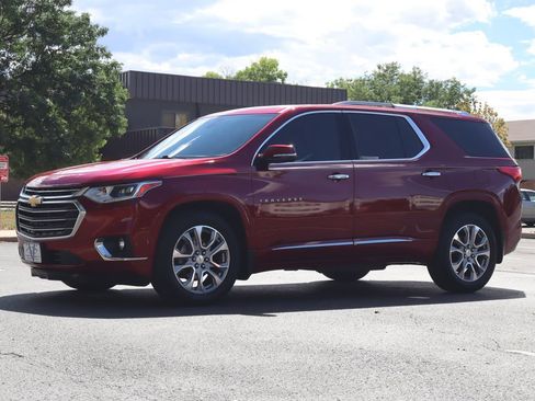 Used 2018 Chevrolet Traverse Premier AWD/4WD image 11
