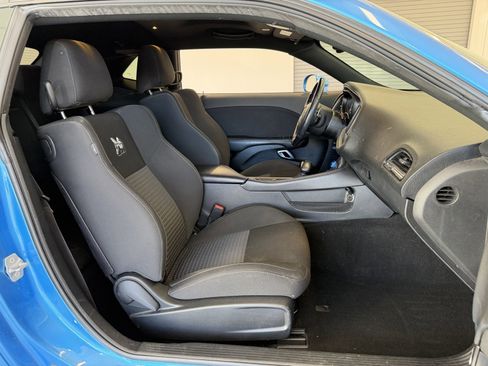 Used 2019 Dodge Challenger R/T Scat Pack w/ Shaker Package image 45