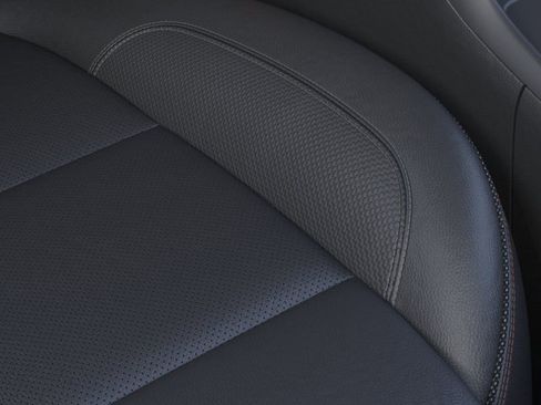 Used 2023 Chevrolet Traverse RS w/ LPO, Floor Liner Package image 21