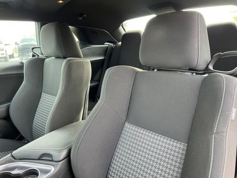 Used 2018 Dodge Challenger T/A image 21