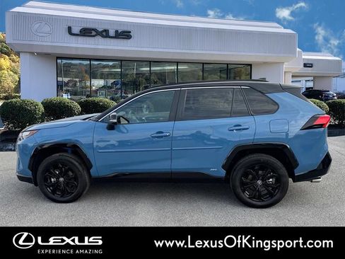 Used 2025 Toyota RAV4 XSE w/ Advanced Technology Package image 2