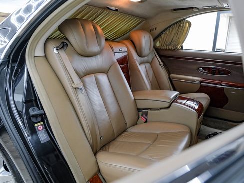 Used 2005 Maybach 57 image 34