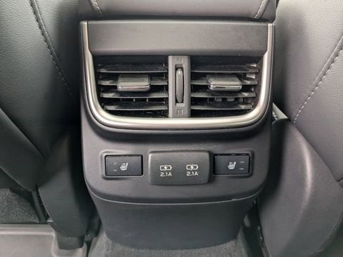Used 2022 Subaru Outback Limited XT image 28