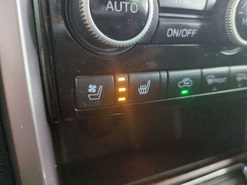 Used 2021 Subaru Ascent Touring AWD/4WD image 30