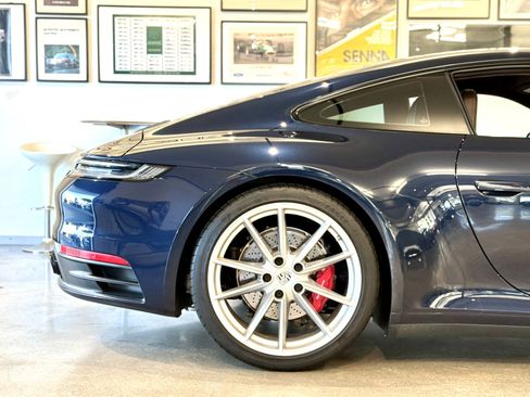 Used 2020 Porsche 911 Carrera 4S image 22