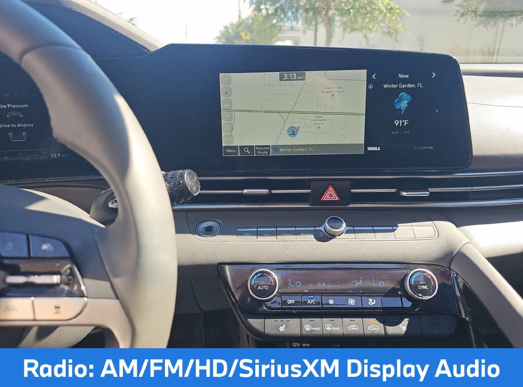 Used 2025 Hyundai Elantra SEL w/ Cargo Package FWD image 11