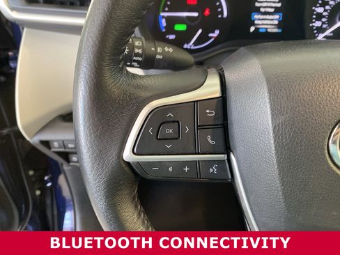 Used 2021 Toyota Sienna XLE image 11