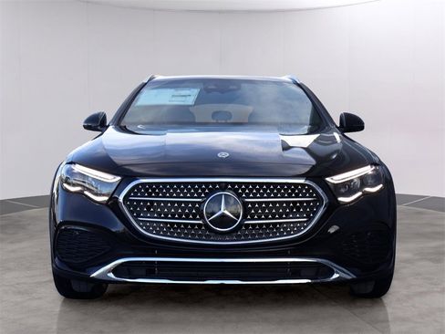 New 2025 Mercedes-Benz E 450 4MATIC All-Terrain Wagon image 2