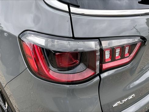 Used 2023 Jeep Compass Limited AWD/4WD image 24