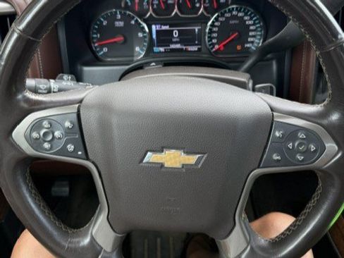 Used 2015 Chevrolet Silverado 1500 High Country AWD/4WD image 12