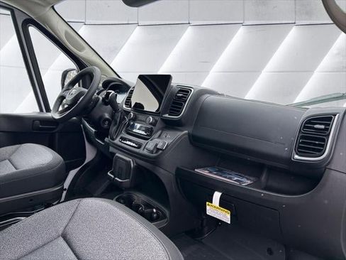 New 2026 RAM ProMaster 1500 w/ Quick Order Package 22G SLT image 32