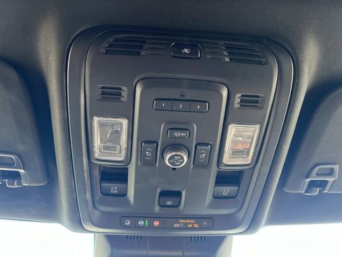 Used 2021 Cadillac Escalade Premium Luxury w/ Performance Package image 39