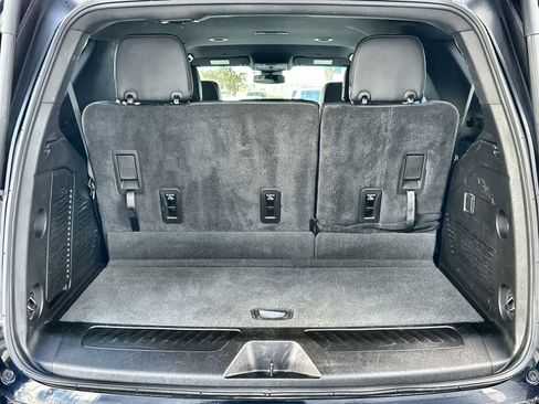 Used 2024 GMC Yukon SLT image 17