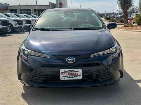 Used 2024 Toyota Corolla LE image 8