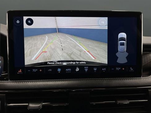 Used 2024 Lincoln Corsair Grand Touring w/ Rear Removable Package Tray image 11