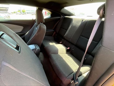 Used 2013 Chevrolet Camaro LS RWD image 17