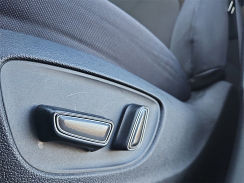 Used 2023 Toyota Highlander Platinum image 34