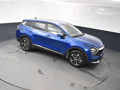 Certified 2023 Kia Sportage EX image 25