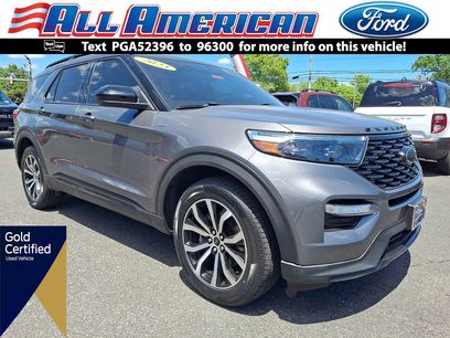 Certified 2023 Ford Explorer ST-Line w/ Class IV Trailer Tow Package
