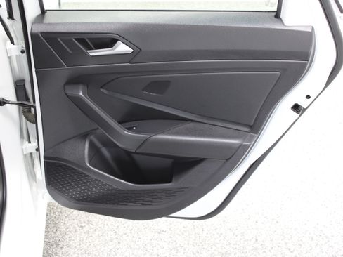Used 2020 Volkswagen Jetta R-Line w/ R-Line Cold Weather Package FWD image 34