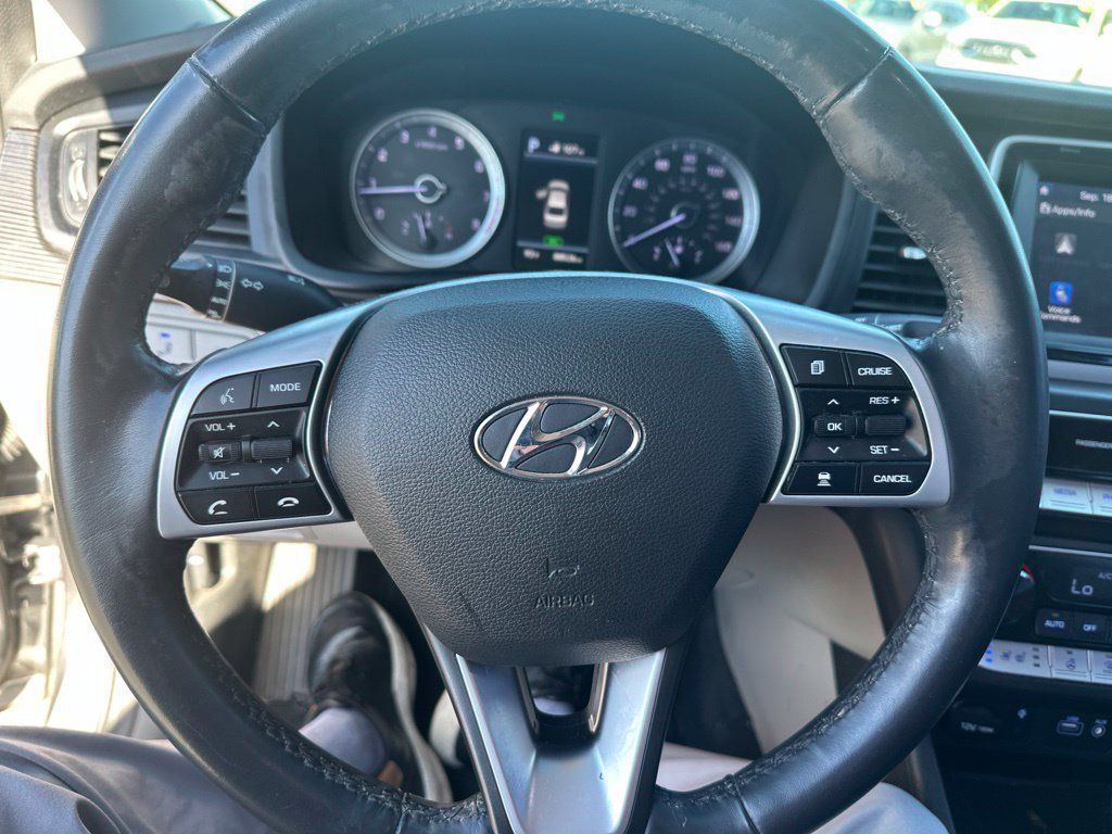 Used 2018 Hyundai Sonata Limited FWD image 17
