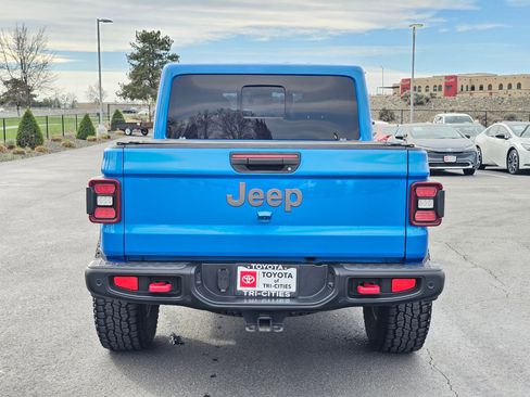 Used 2020 Jeep Gladiator Rubicon image 4