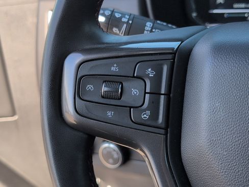 Used 2023 Chevrolet Suburban RST w/ Luxury Package image 23