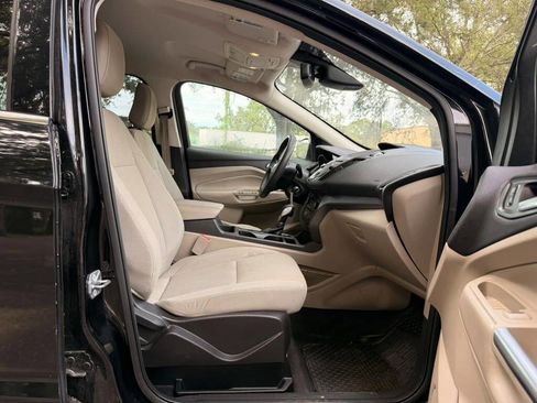 Used 2018 Ford Escape SE w/ Ford Safe & Smart Package FWD image 13