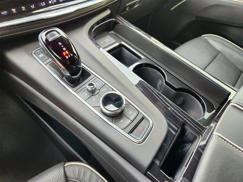 Used 2021 Cadillac Escalade Sport w/ Driver Assist Tech Package image 31