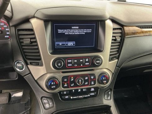 Used 2015 GMC Yukon Denali image 17