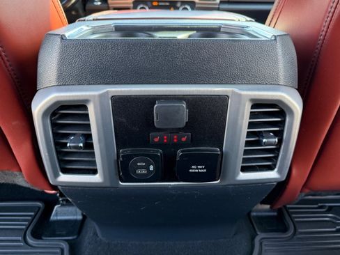 Used 2022 Ford F250 Platinum image 34