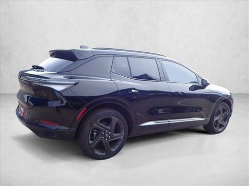 New 2025 Chevrolet Equinox EV RS image 4