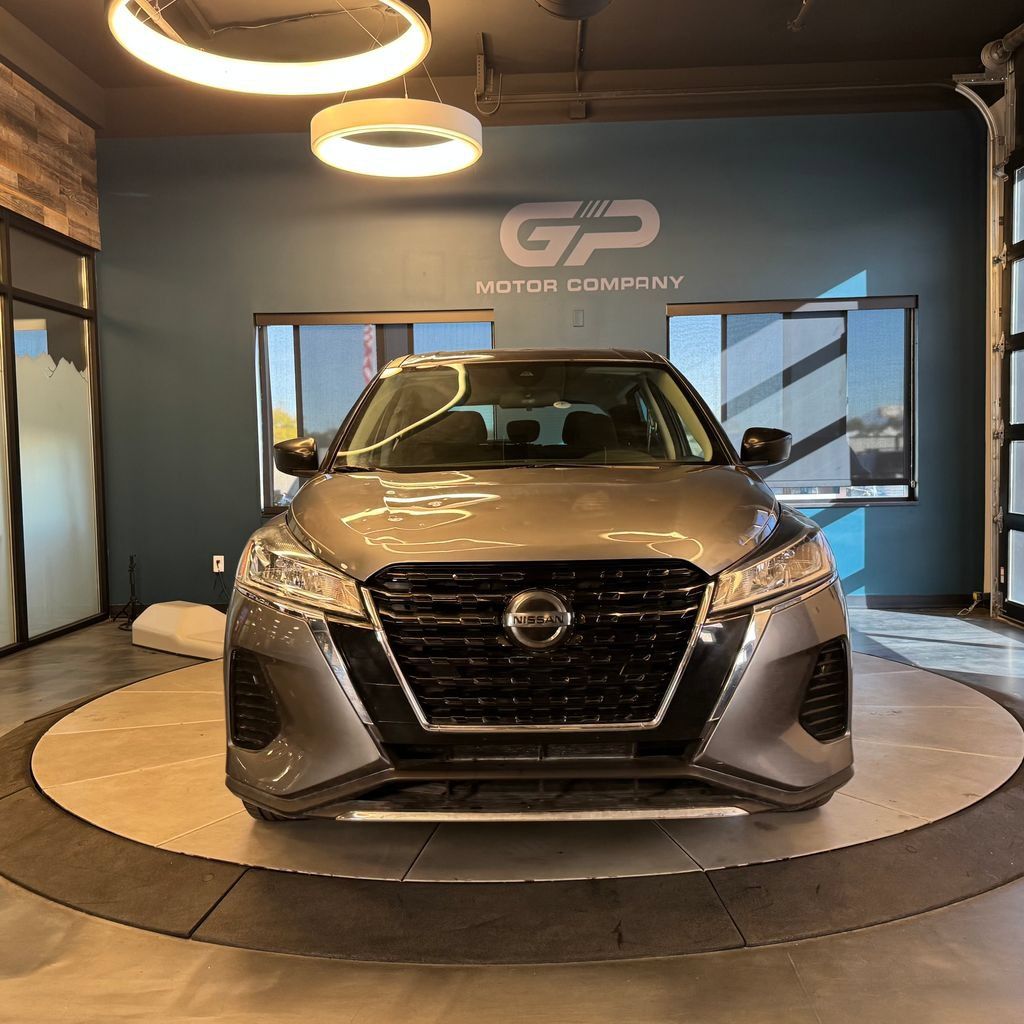 Used 2021 Nissan Kicks S FWD image 8